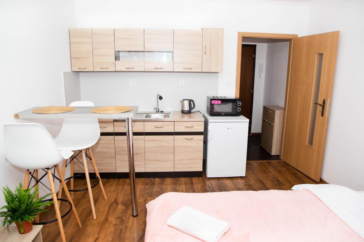 Cosy Studio In Nove Zamky Exterior photo