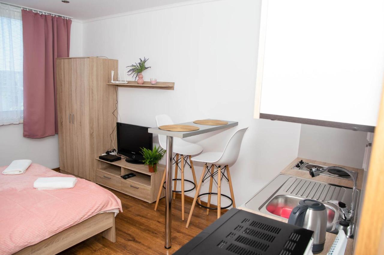 Cosy Studio In Nove Zamky Exterior photo
